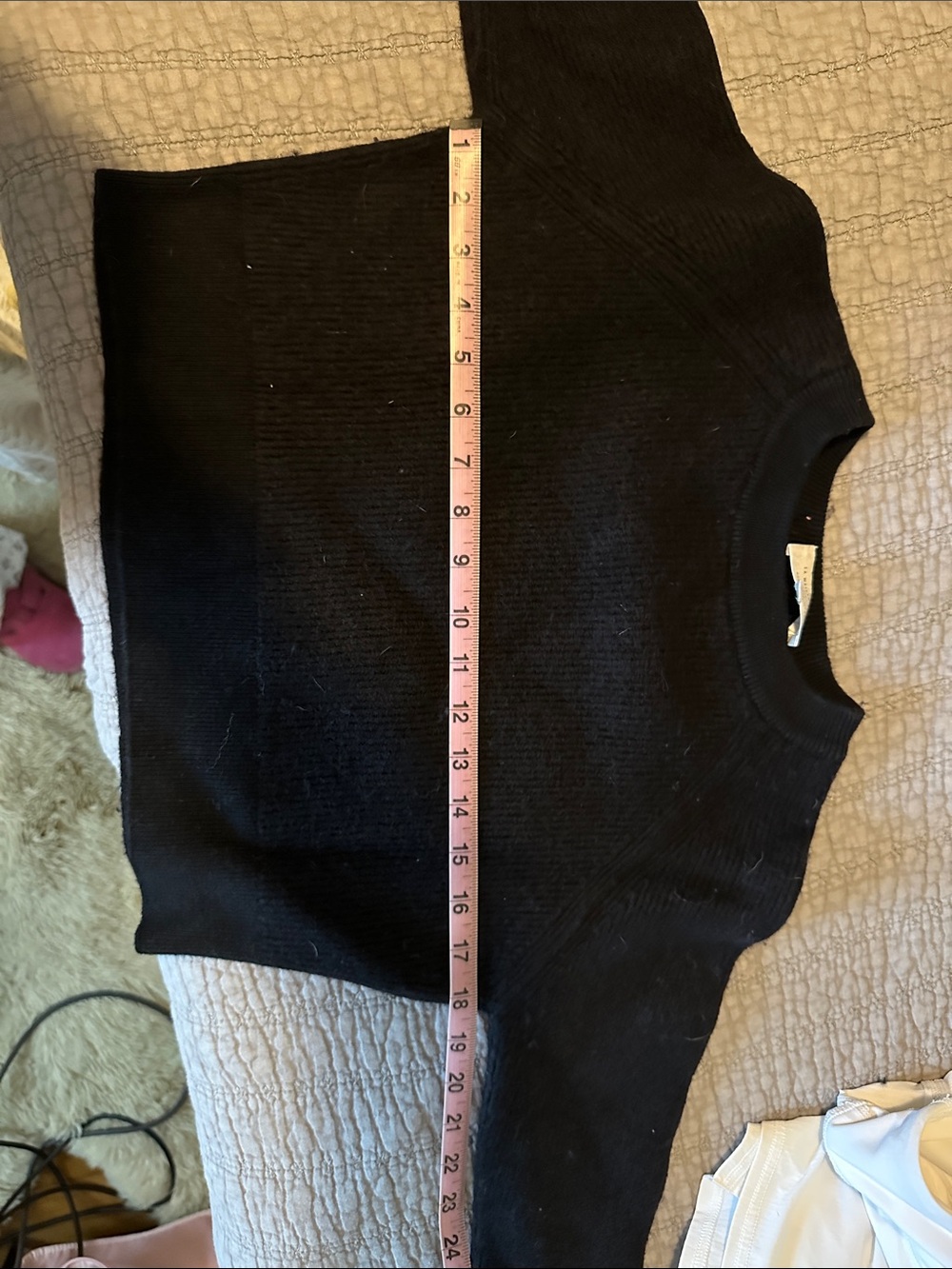 Sézane Black Crewneck Sweater